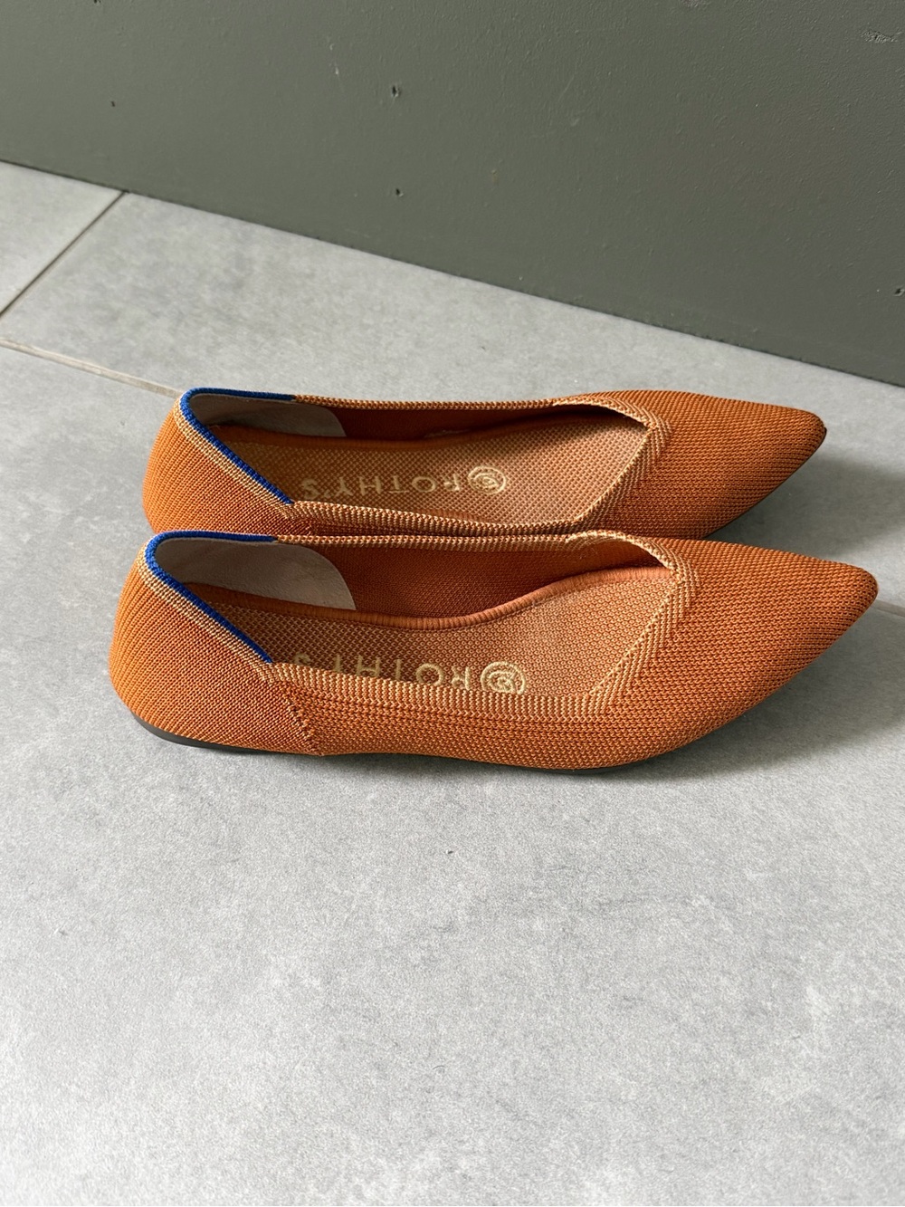 Rothy’s The Point Amber Pointed Toe Knit Flats in Rust Burnt Orange Fawn 6.5 - Picture 6 of 13